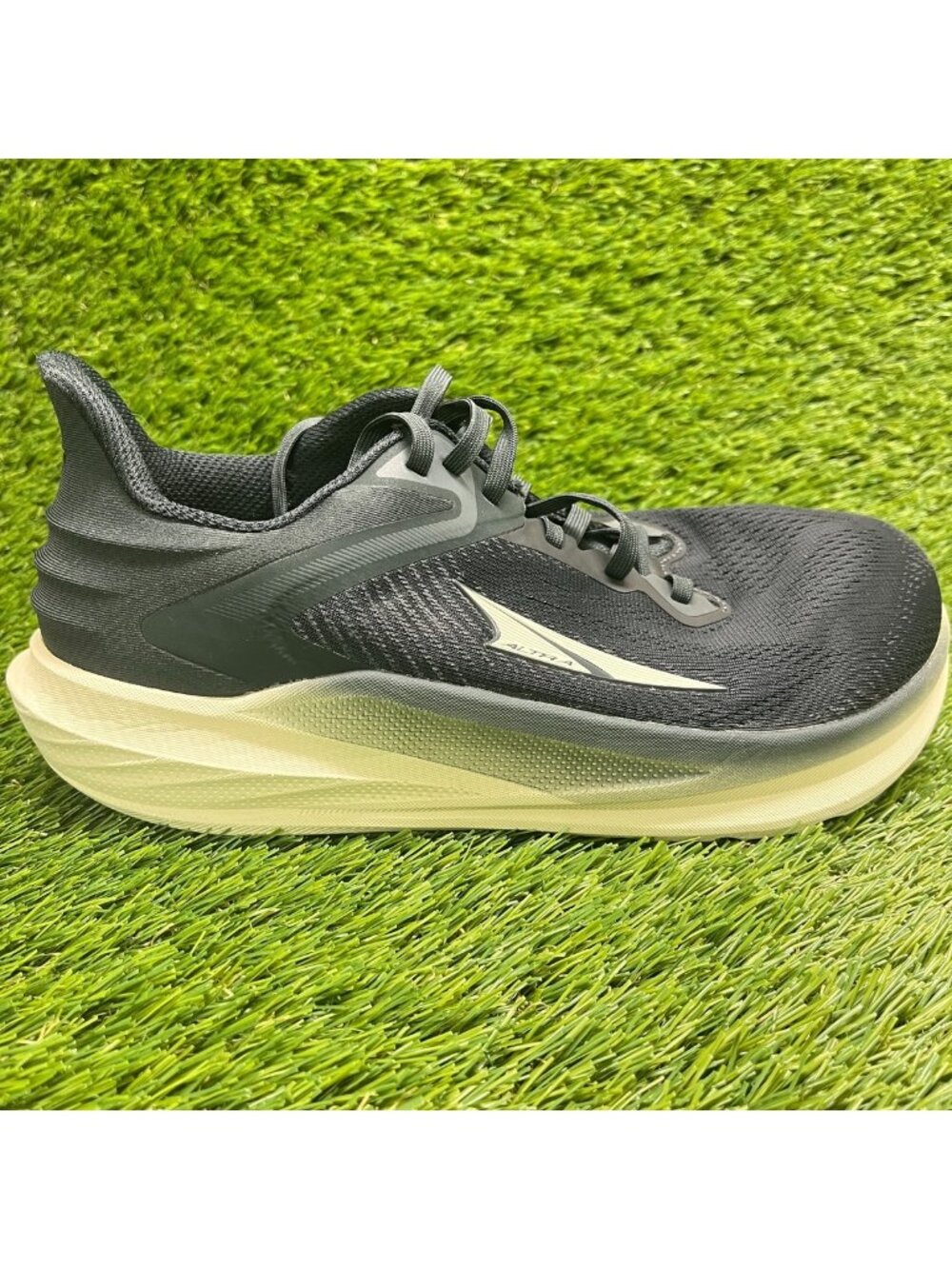 Altra Torin 8 Womens Size 8 Black White Athletic Running Walking Shoes Sneakers